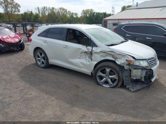  Salvage Toyota Venza