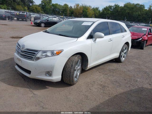 Toyota Venza Base V6 Image 2