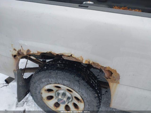 GMC Sierra 1500 Work Truck Image 5