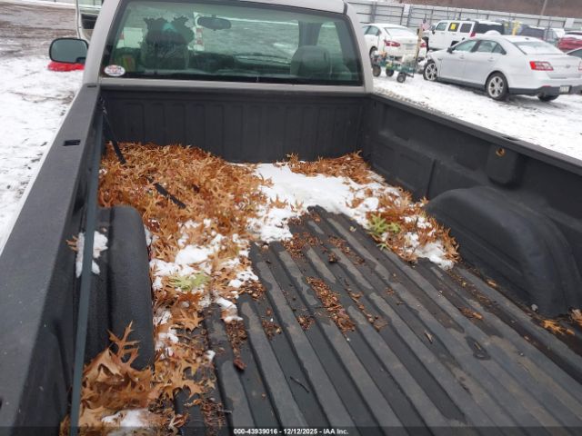 GMC Sierra 1500 Work Truck Image 9