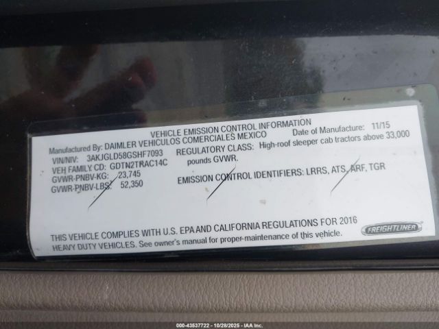 Freightliner Cascadia 125 Image 8