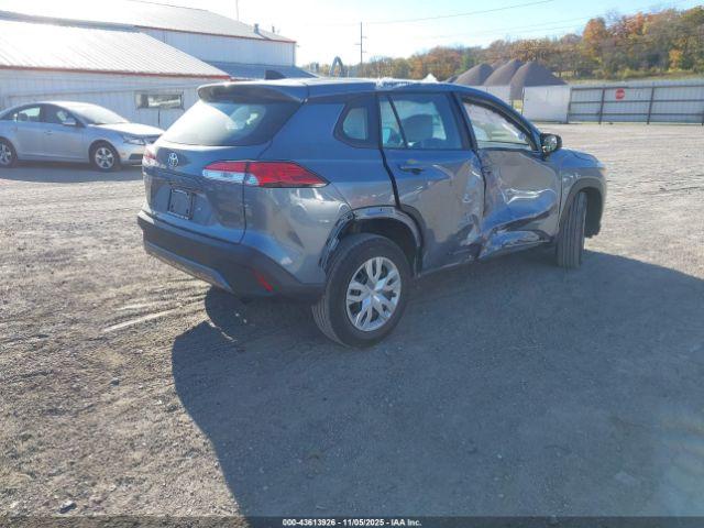 Toyota Corolla L Image 9