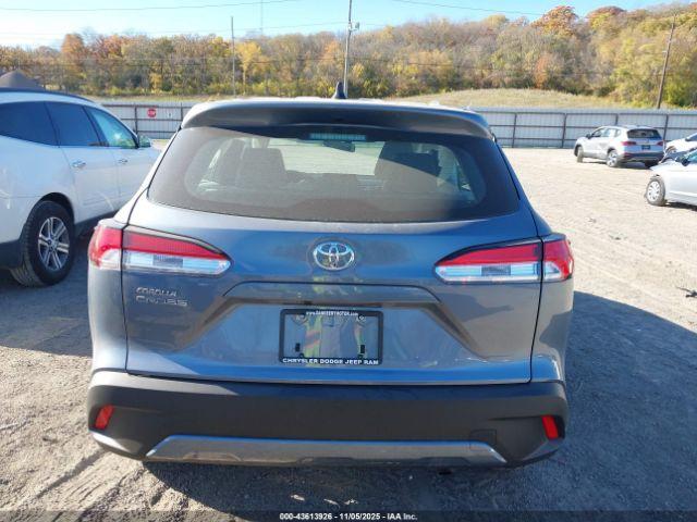 Toyota Corolla L Image 13