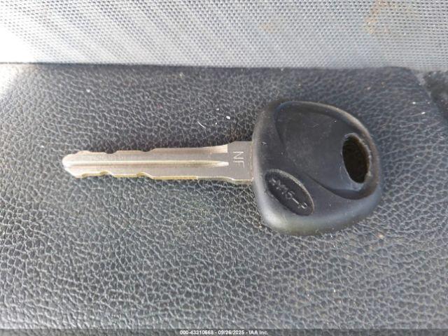 Hyundai ELANTRA Gls Image 16