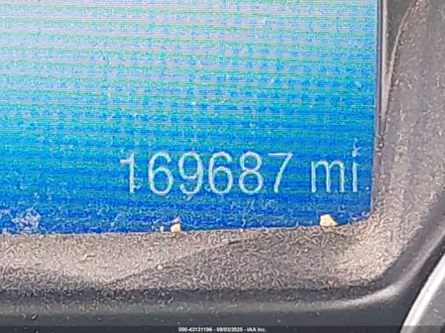 Ford Escape Titanium Image 10