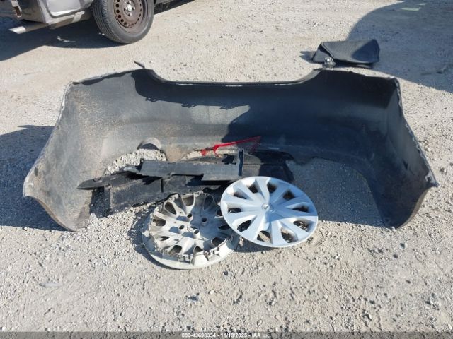 Nissan Versa 1.6 Sv Image 12