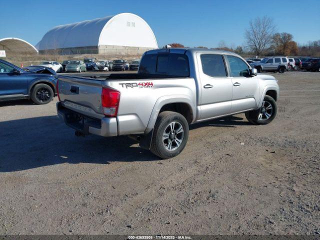 Toyota Tacoma Trd Sport Image 10