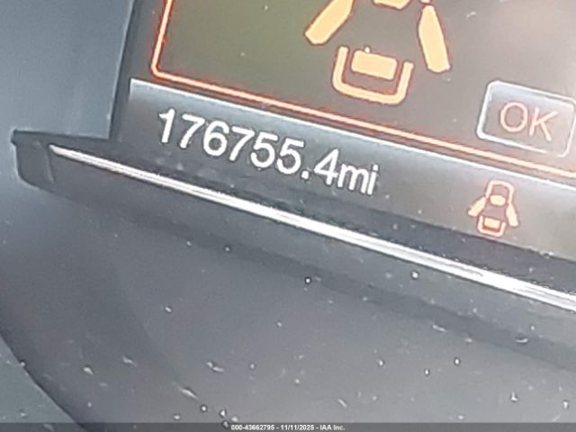 Ford Explorer Xlt Image 3