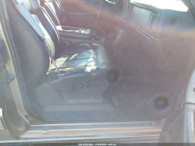 Chevrolet Silverado 1500 Lt Image 4