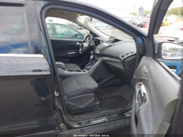 Ford Escape Se Image 10