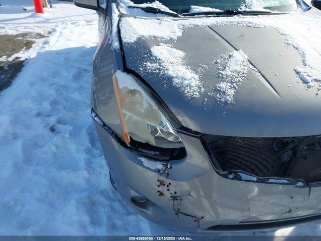 Nissan Rogue S Image 13