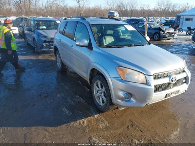 Toyota RAV4 Limited V6 Image 1