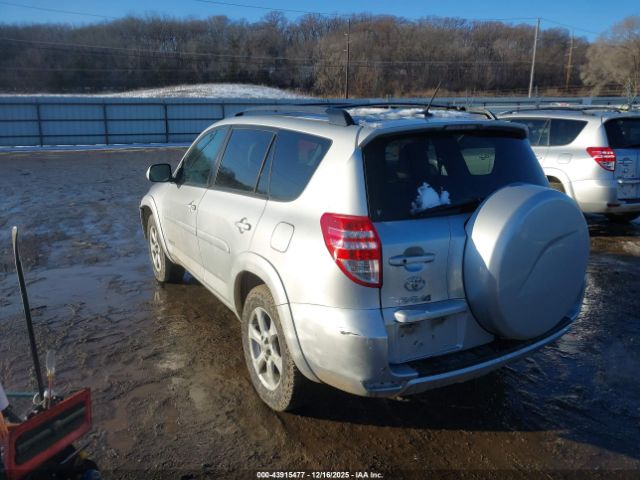 Toyota RAV4 Limited V6 Image 3