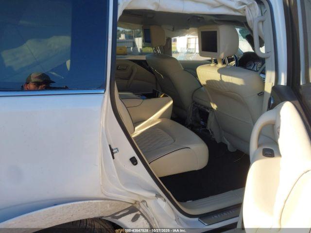 INFINITI Qx Luxe Image 7