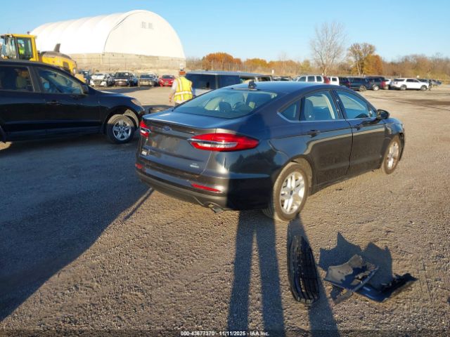 Ford Fusion Se Image 6