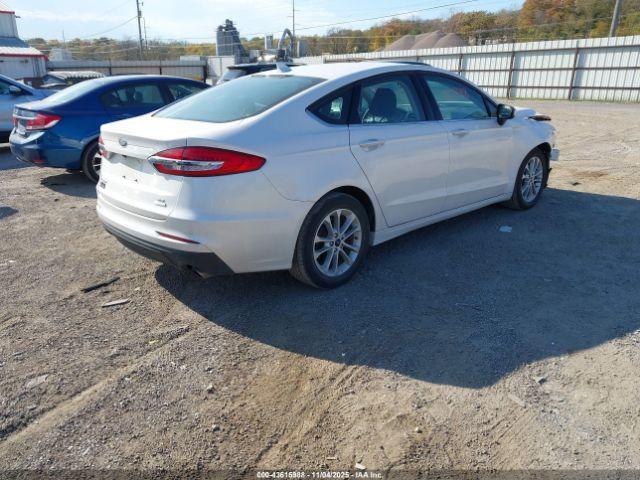 Ford Fusion Se Image 10