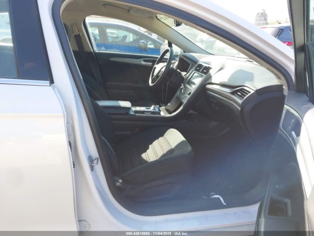 Ford Fusion Se Image 4