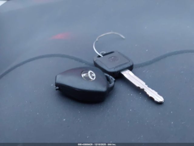 Toyota Corolla Le Image 10