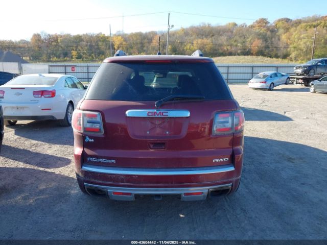 GMC Acadia Denali Image 3