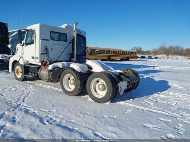 Volvo Vn Vnl Image 16