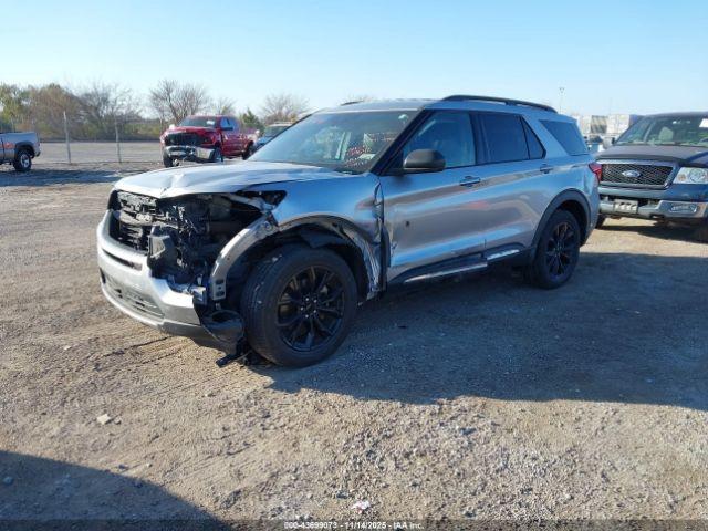 Ford Explorer Xlt Image 11