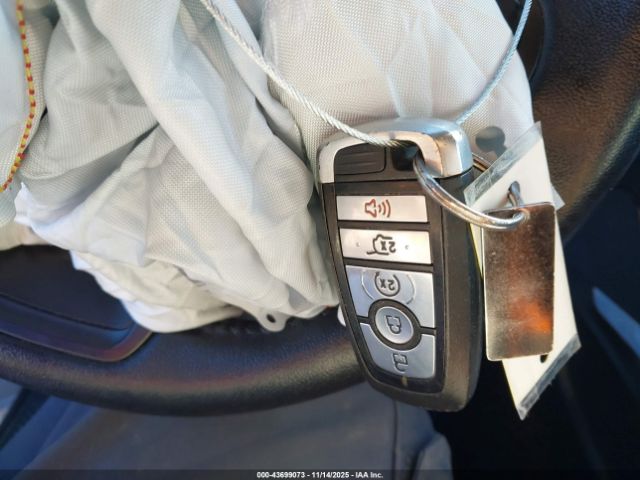 Ford Explorer Xlt Image 7