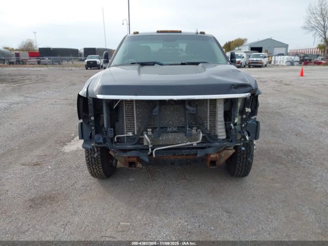 Chevrolet Silverado 3500 Lt1 Image 16