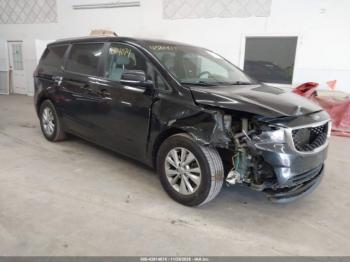  Salvage Kia Sedona