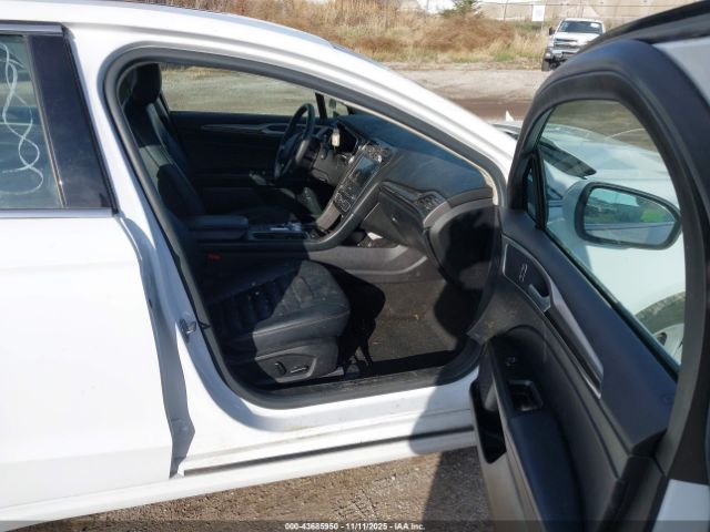 Ford Fusion Sel Image 16