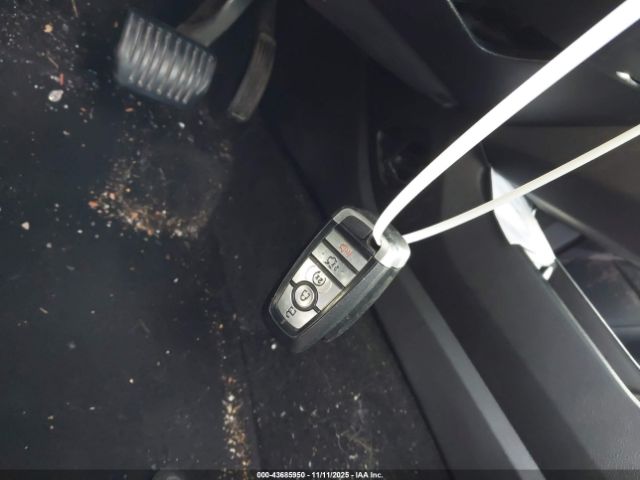 Ford Fusion Sel Image 4