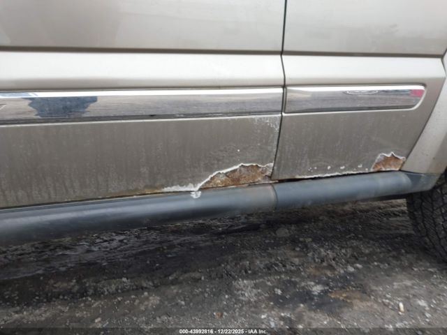 Jeep Liberty Limited Edition Image 2