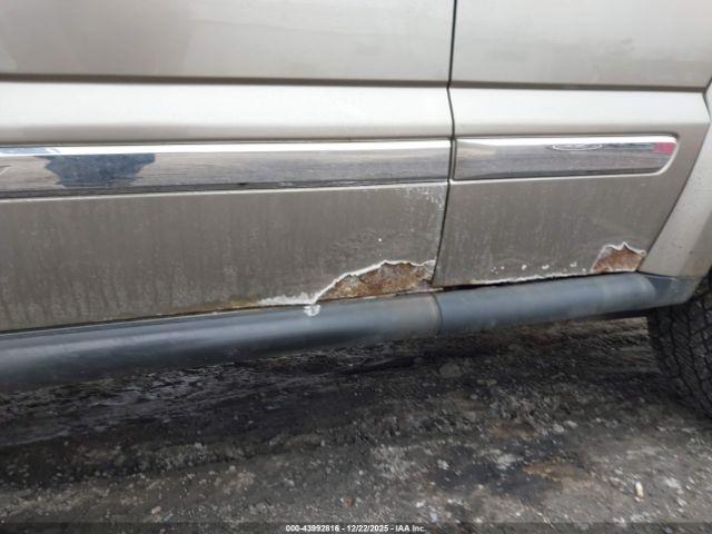 Jeep Liberty Limited Edition Image 2