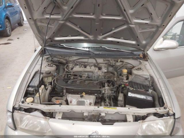 Nissan Sentra Image 9