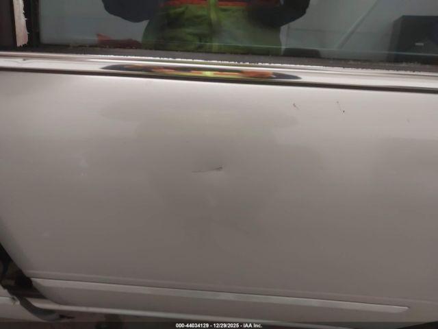 Nissan Sentra Image 13