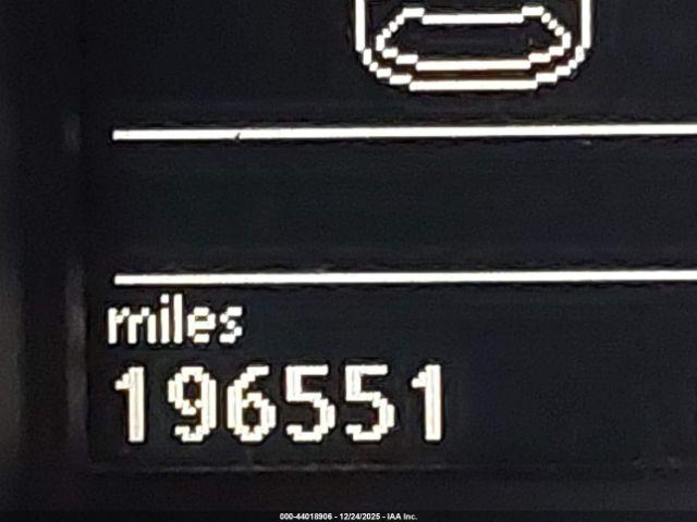 Volkswagen Jetta 2.0l Tdi Image 8