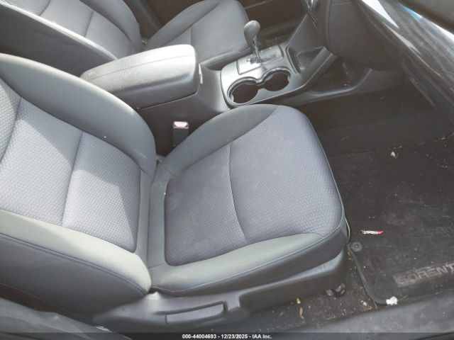 Kia Sorento Lx Image 2