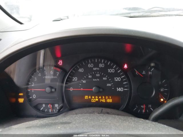 Nissan Titan Xe Image 7