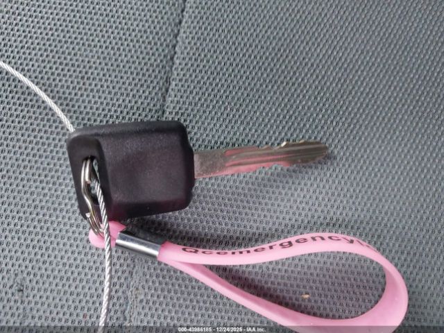 Nissan Titan Xe Image 9