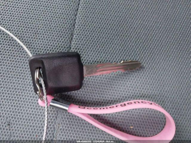 Nissan Titan Xe Image 9