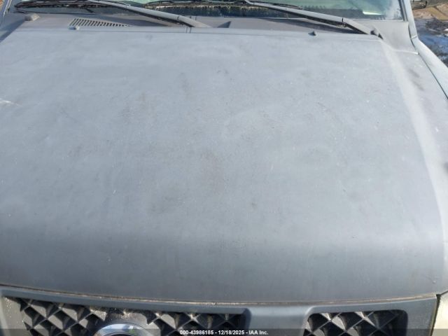 Nissan Titan Xe Image 11