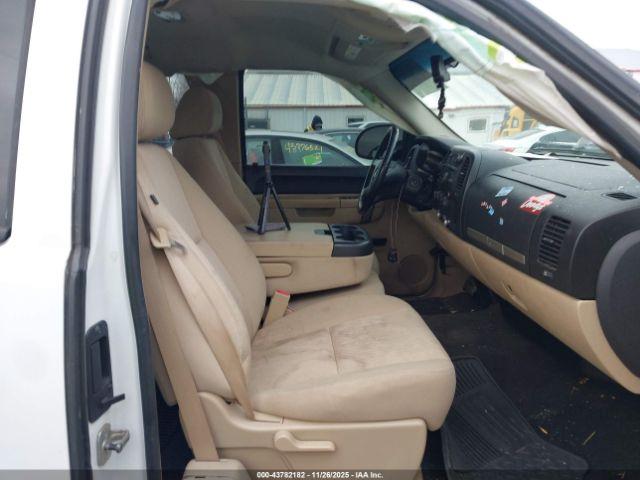 Chevrolet Silverado 1500 Lt Image 5