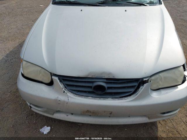 Toyota Corolla Le Image 8