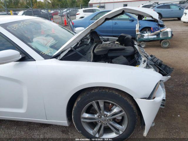 Dodge Charger Sxt Image 2