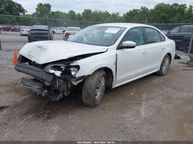 Volkswagen Passat 1.8t S Image 2