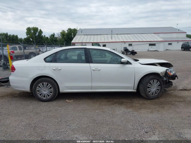Volkswagen Passat 1.8t S Image 8