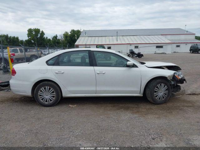 Volkswagen Passat 1.8t S Image 8