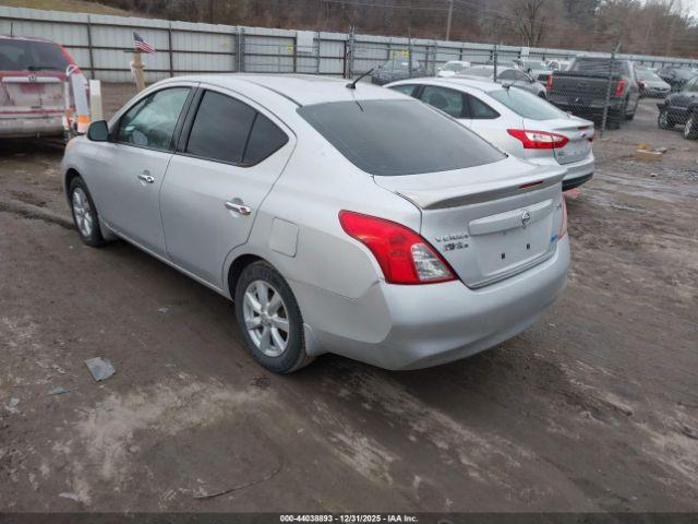 Nissan Versa 1.6 Sv Image 5