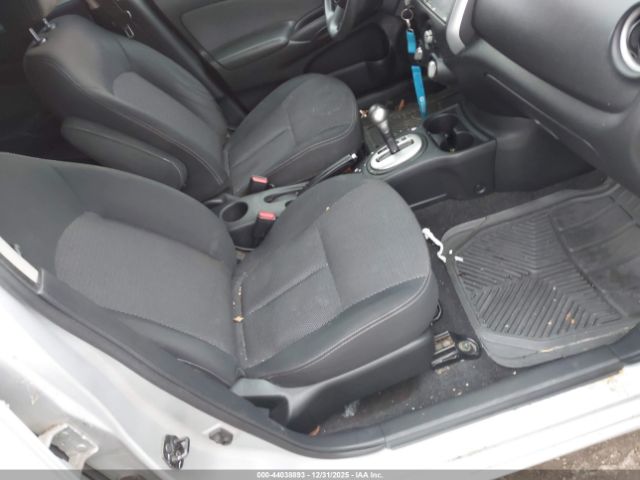 Nissan Versa 1.6 Sv Image 2