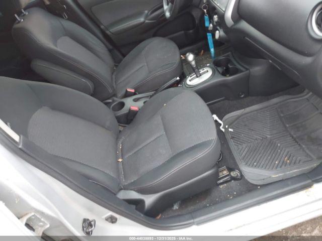 Nissan Versa 1.6 Sv Image 2