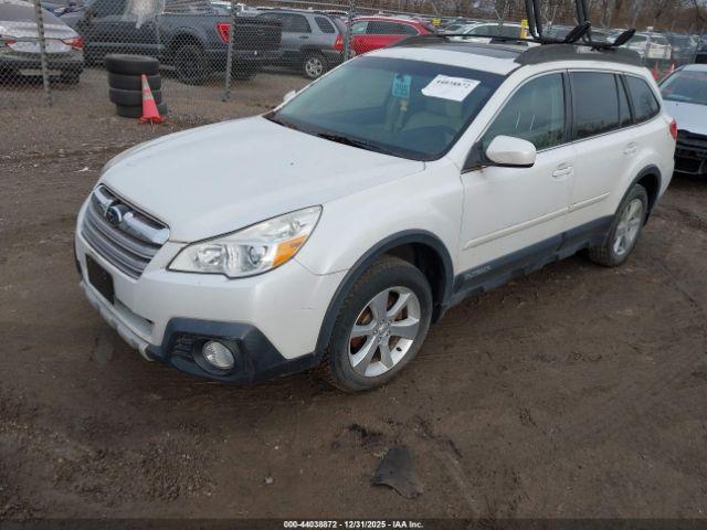 Subaru Outback 2.5i Limited Image 3